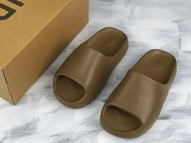 Yeezy Brown Earth Adidas Slide FV8425 0701